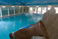 Overdekt zwembad