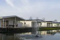  Een 8-persoons woning op Landal Strand Resort Nieuwvliet-Bad 