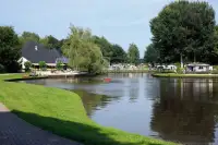 Veel water op en rondom het park