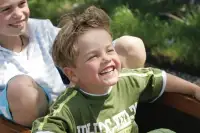 Kinderen beleven een hoop plezier op het park