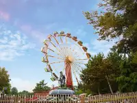 19. Attractie‑ & Vakantiepark Slagharen – Wildwestpret voor het hele gezin
